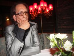 Farjad'dan Atatürk'e Övgü